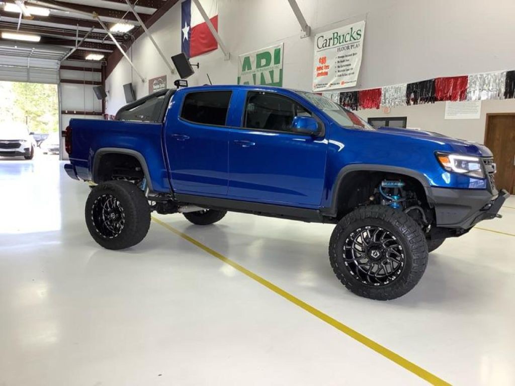 2019 Chevrolet Colorado Image 2