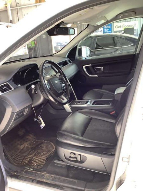 2019 Land Rover Discovery Sport Image 5