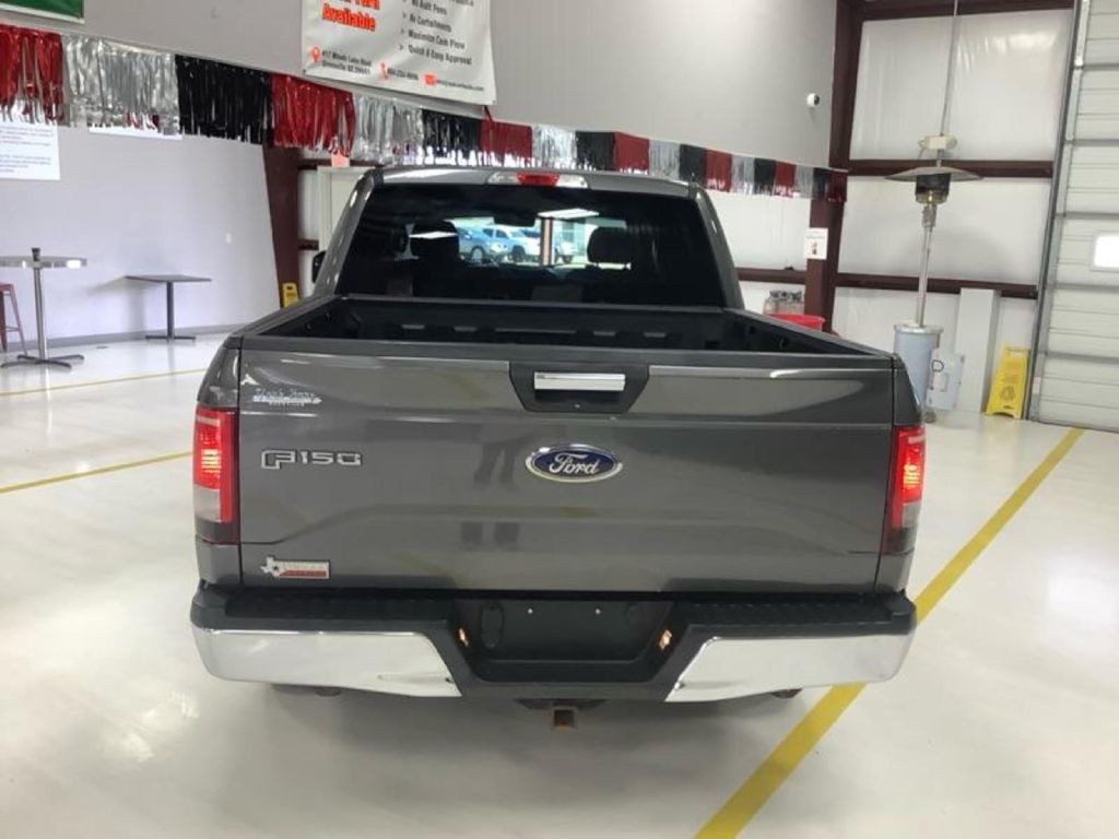 2016 Ford F-150 Image 2