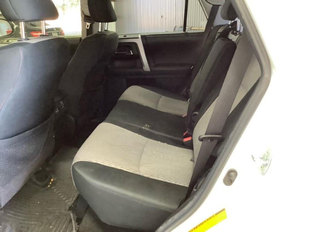 2019 Toyota 4Runner Image 5