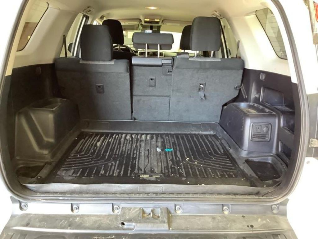 2019 Toyota 4Runner Image 6