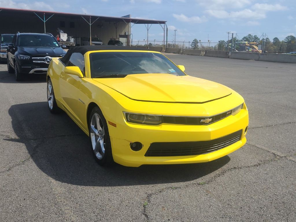 2014 Chevrolet Camaro Image 2