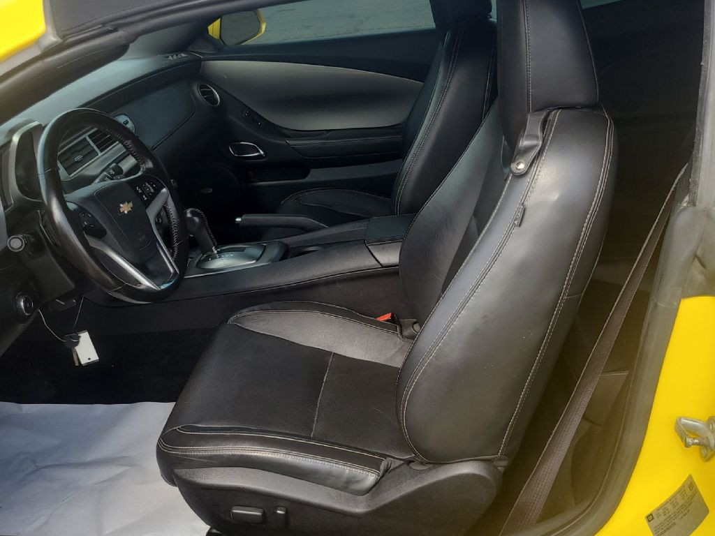 2014 Chevrolet Camaro Image 4