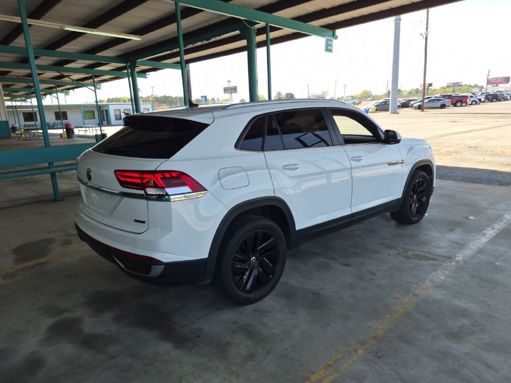 2022 Volkswagen Atlas Cross Spo Image 5