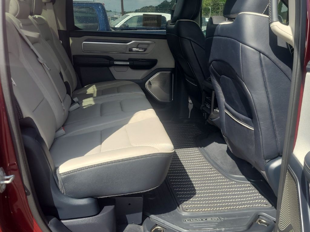 2022 RAM 1500 Image 8