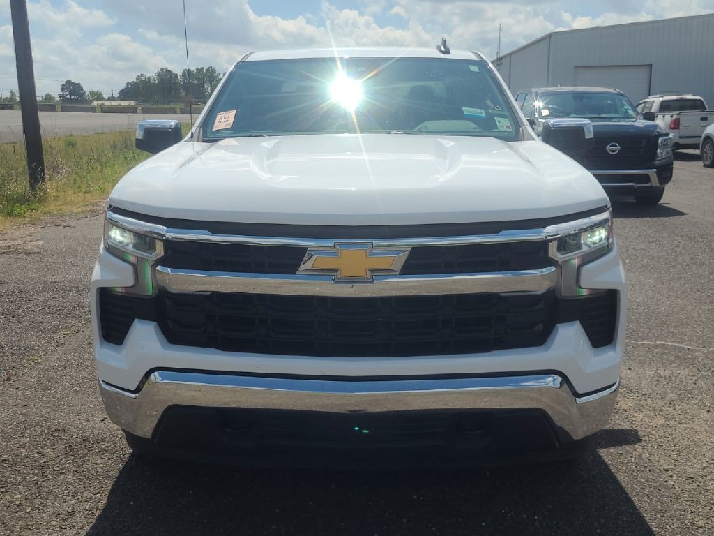2024 Chevrolet Silverado 1500 Image 4