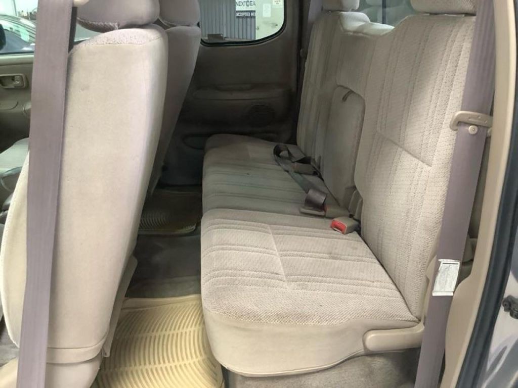 2000 Toyota Tundra Image 6