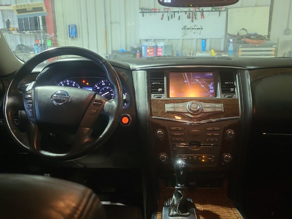 2017 Nissan Armada Image 4