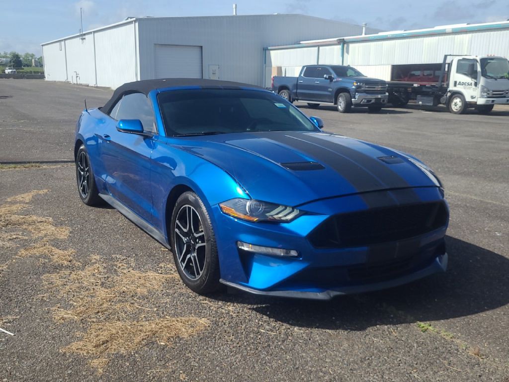 2020 Ford Mustang Image 2