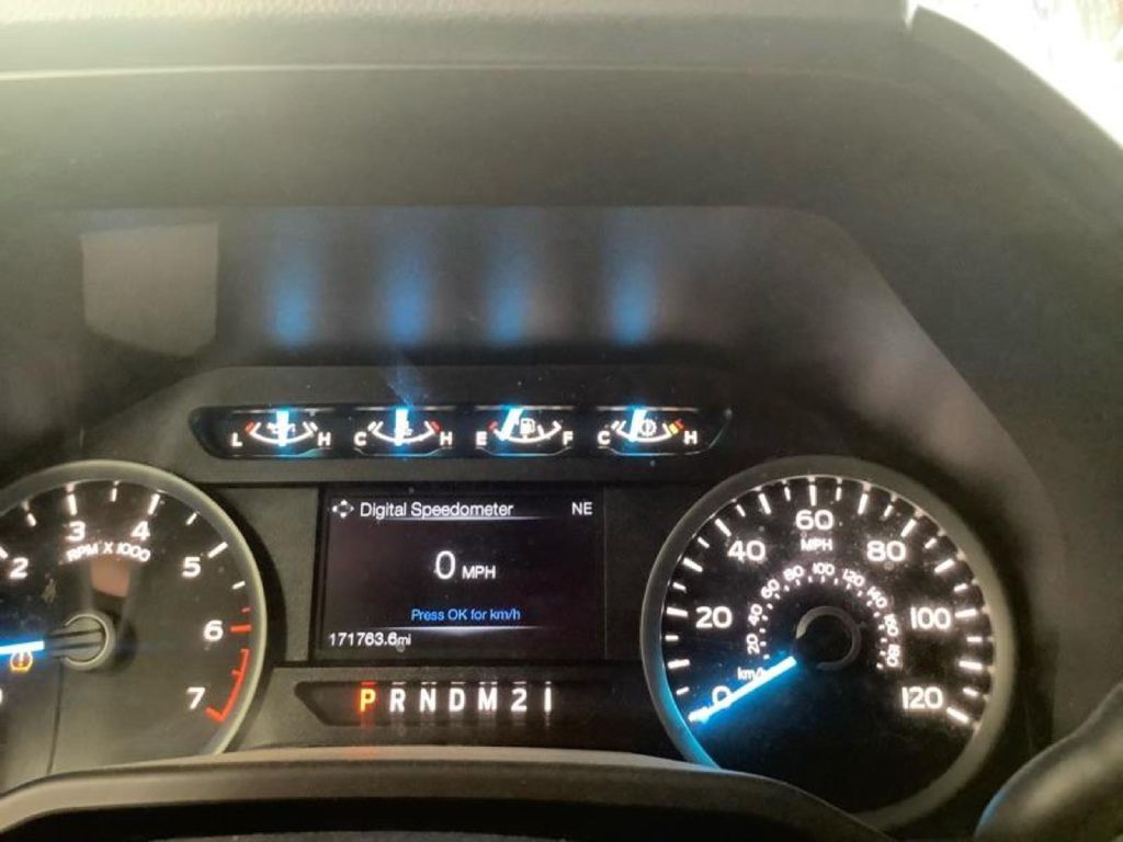 2015 Ford F-150 Image 4