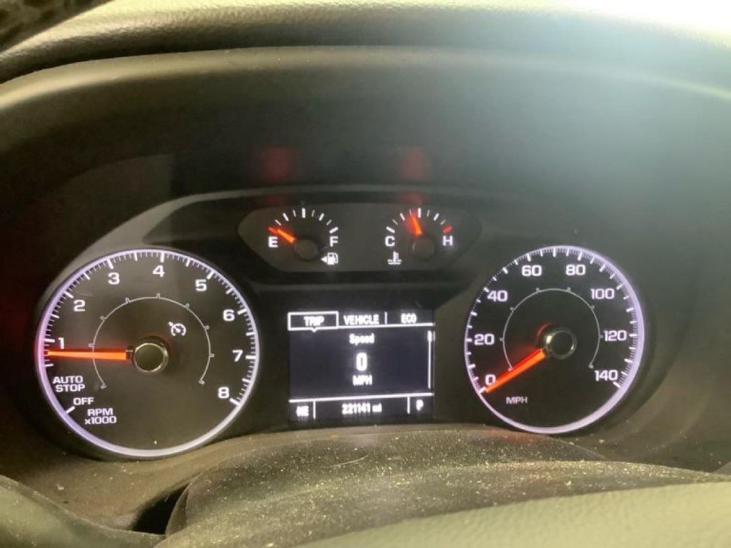 2018 GMC Acadia Image 3