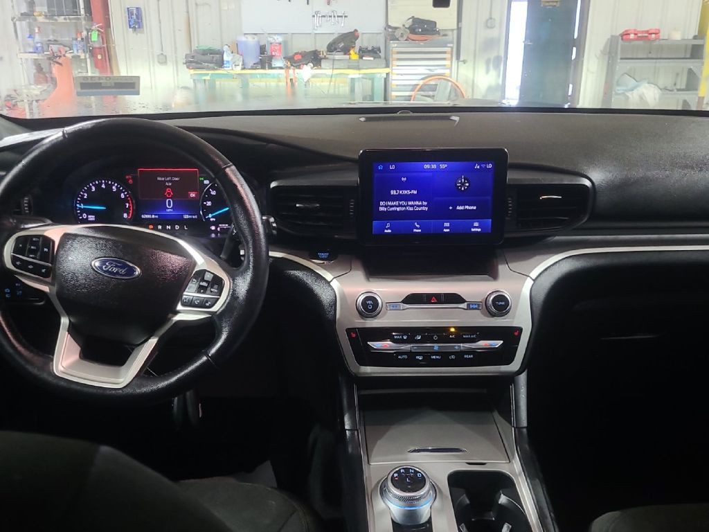2022 Ford Explorer Image 4