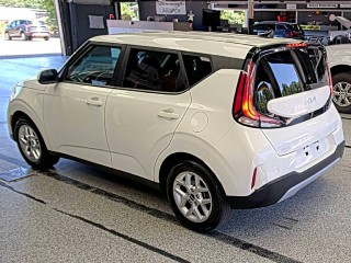 Image for 2024 Kia Soul LX ID: 7604102