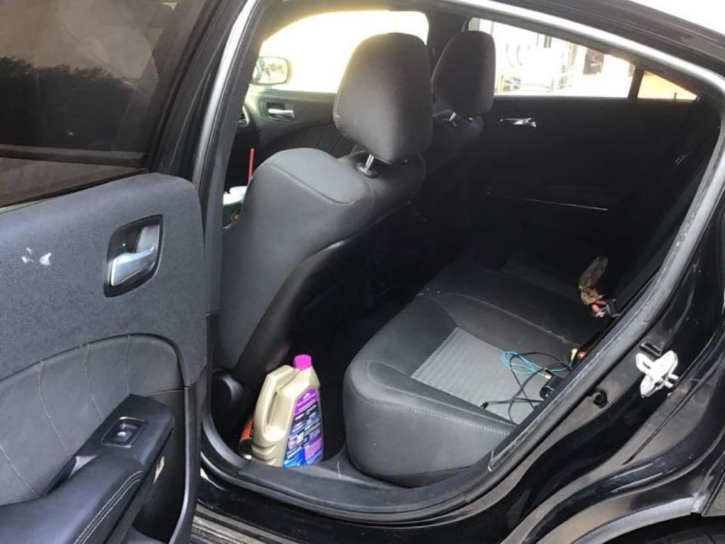 2019 Dodge Charger Image 2