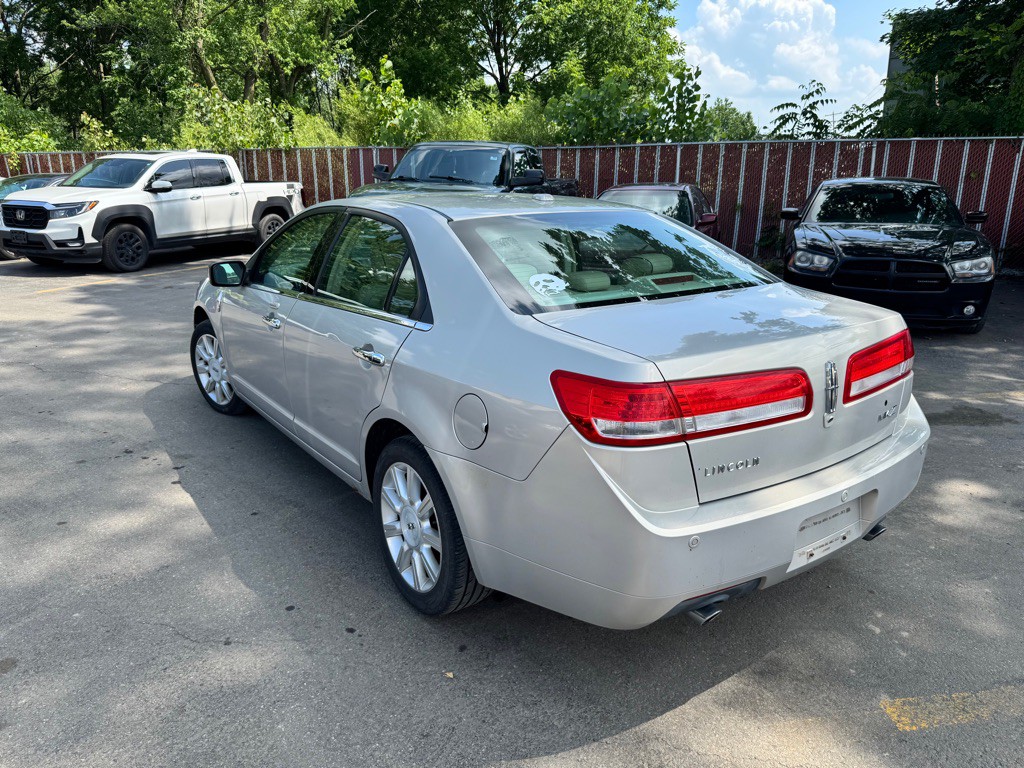 2010 Lincoln MKZ Image 5