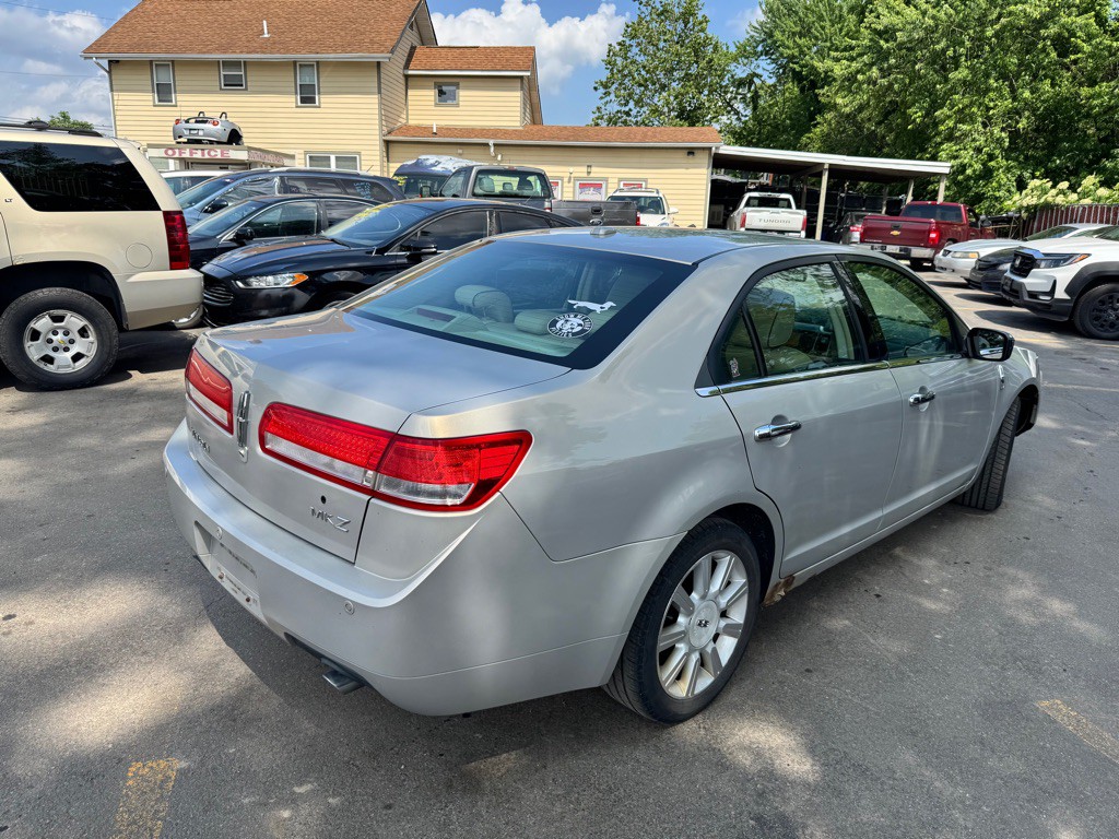 2010 Lincoln MKZ Image 6