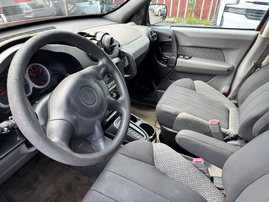 2004 Pontiac Aztek Image 7