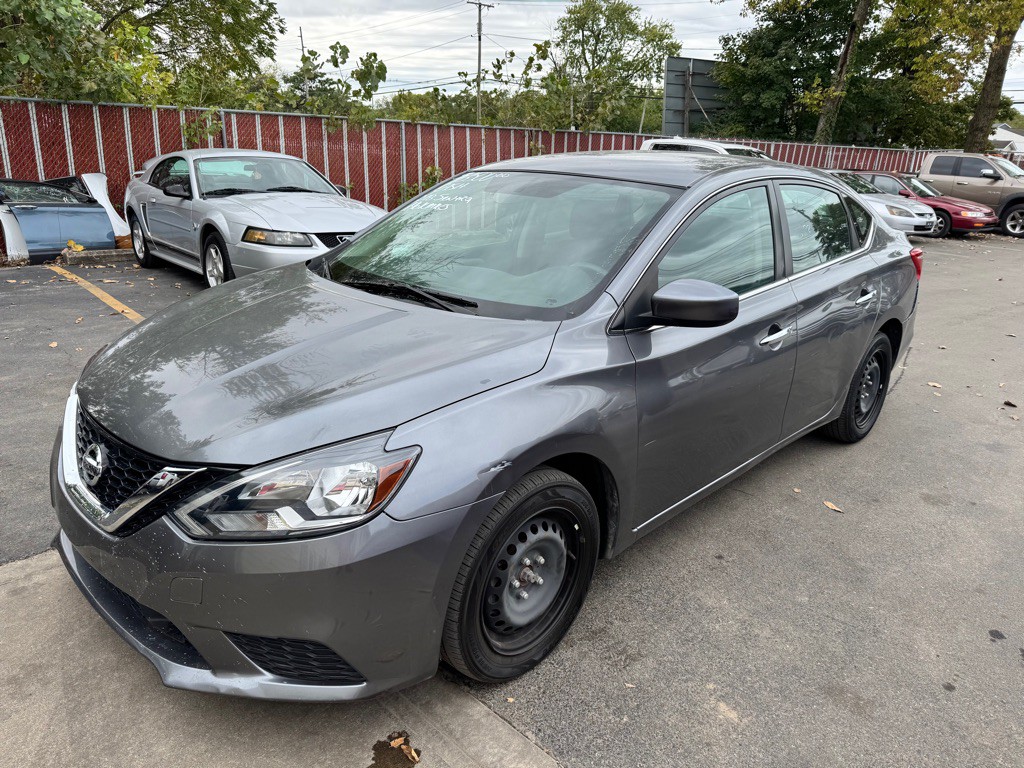 2018 Nissan Sentra Image 2
