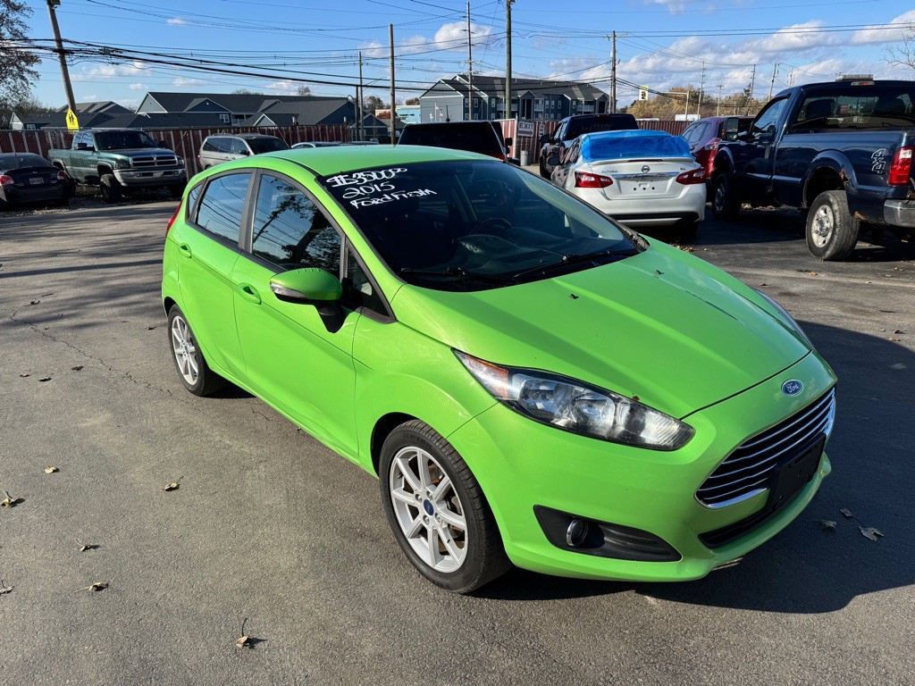 2015 Ford Fiesta Image 1