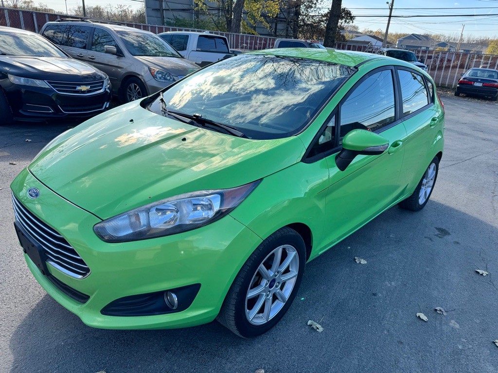 2015 Ford Fiesta Image 2