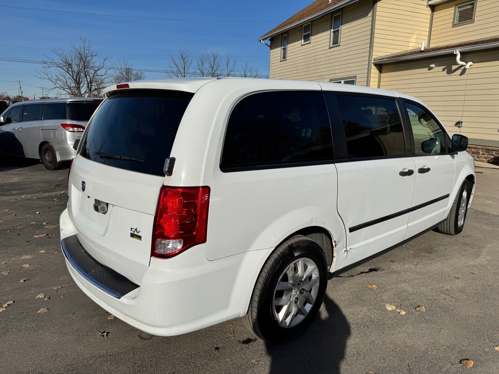 2014 RAM Tradesman Image 3