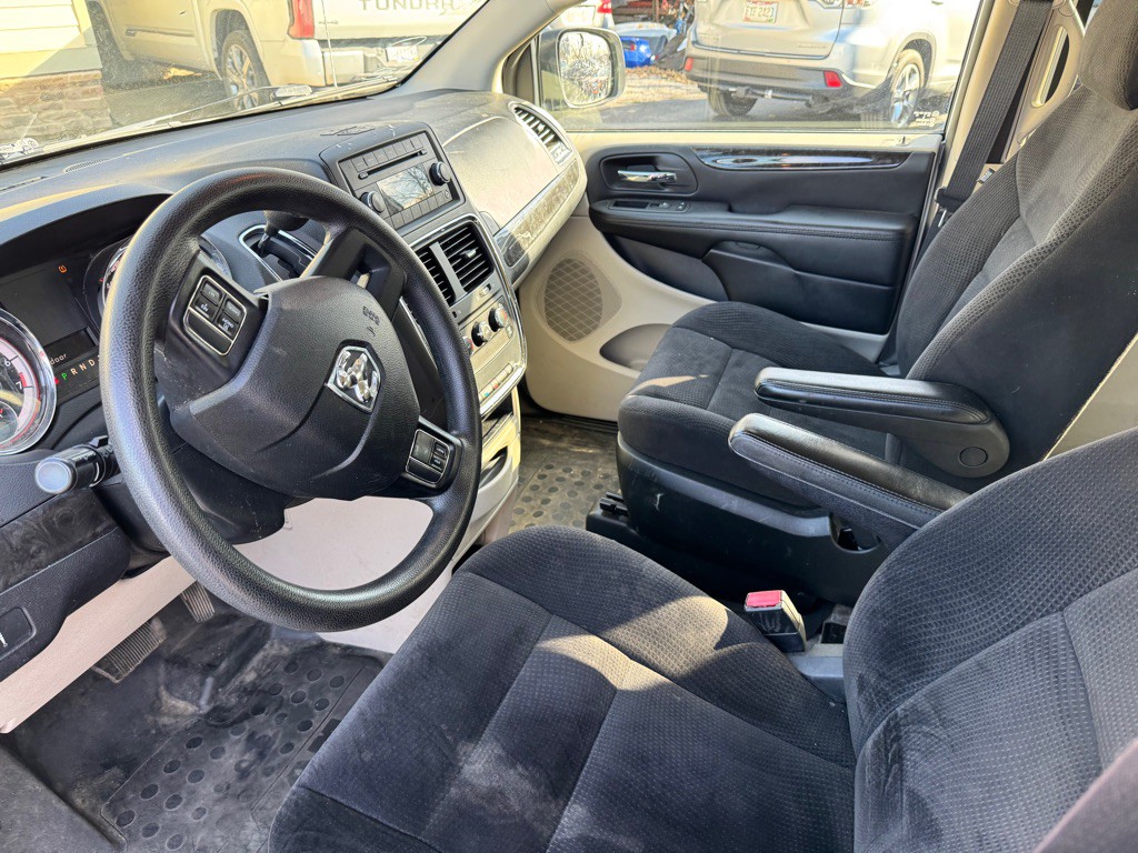 2014 RAM Tradesman Image 7