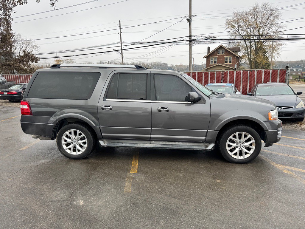 2017 Ford Expedition Image 3