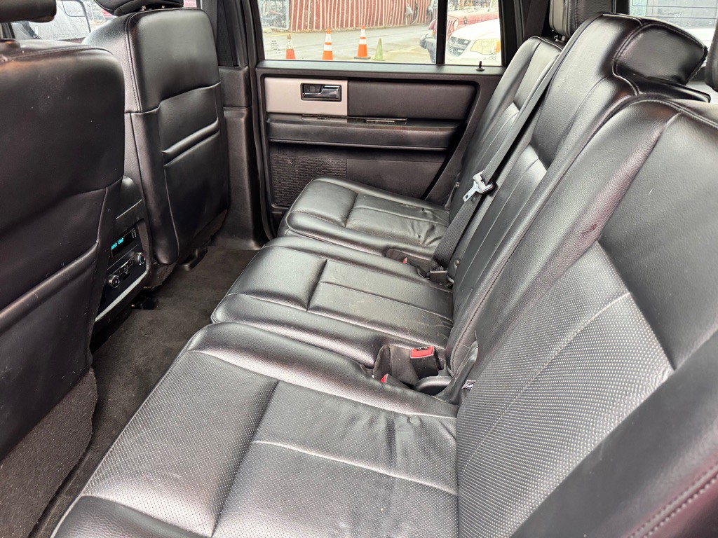 2017 Ford Expedition Image 7