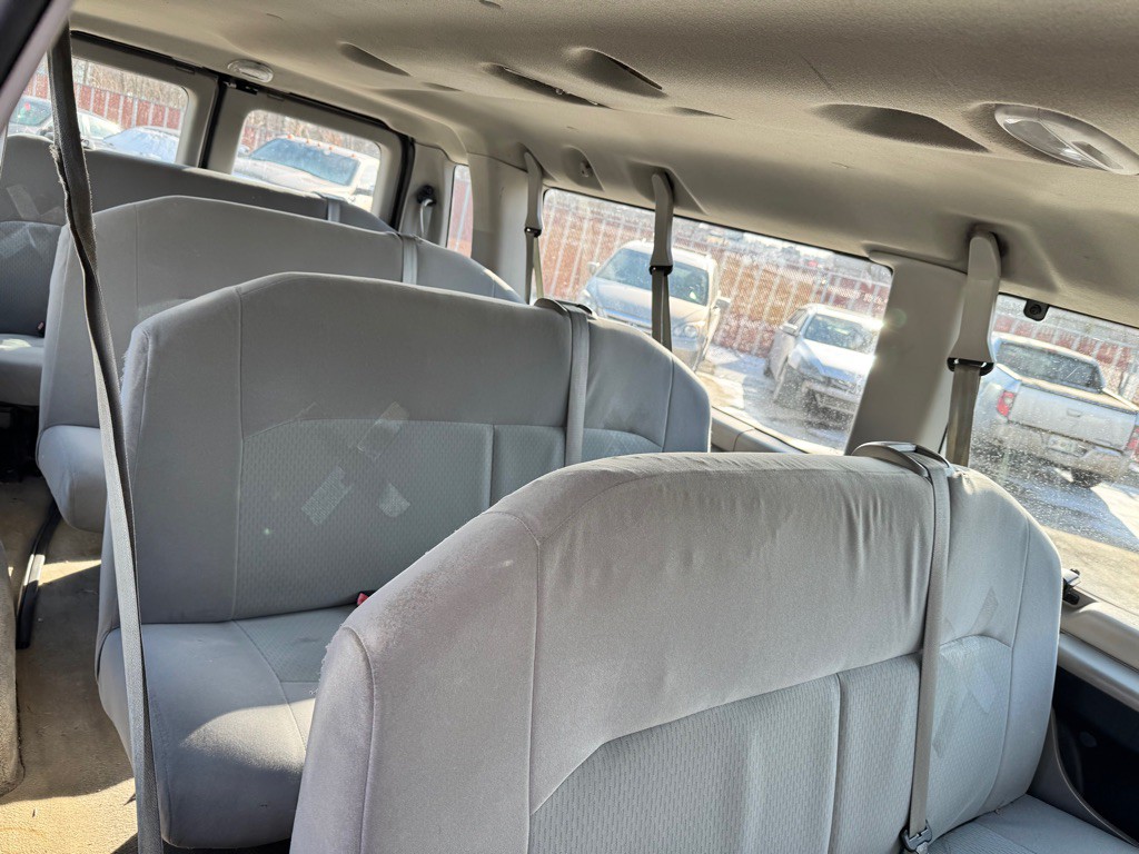 2012 Ford Econoline Image 8