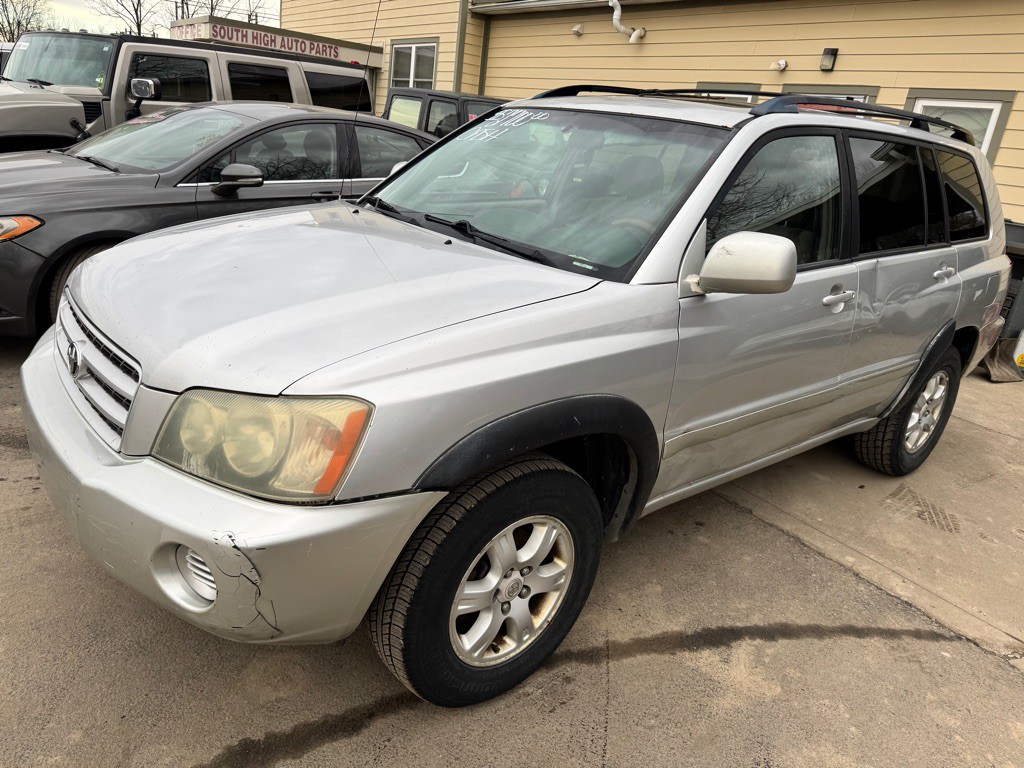 2003 Toyota Highlander Image 2