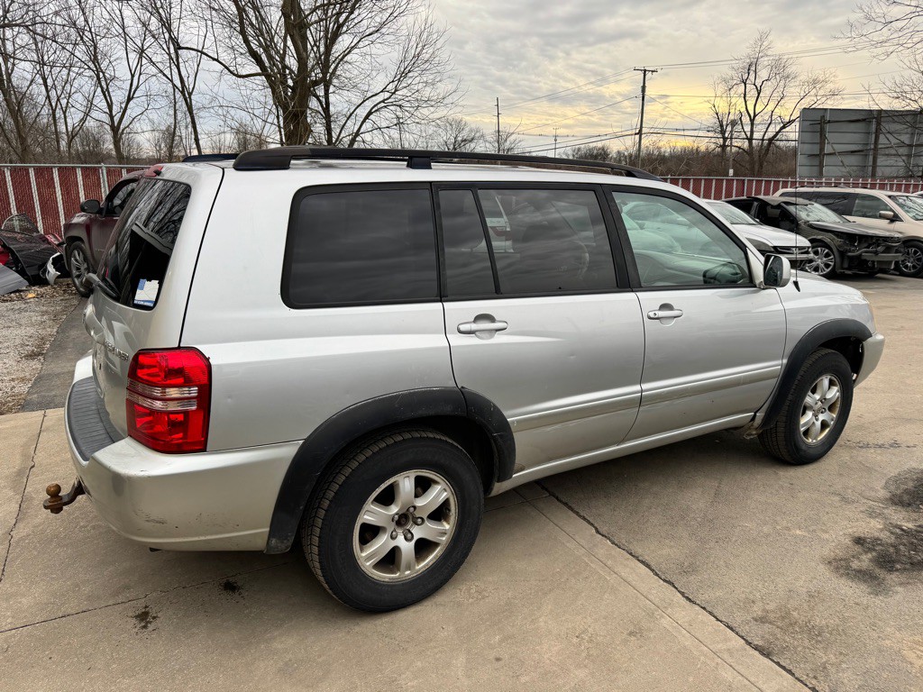 2003 Toyota Highlander Image 3