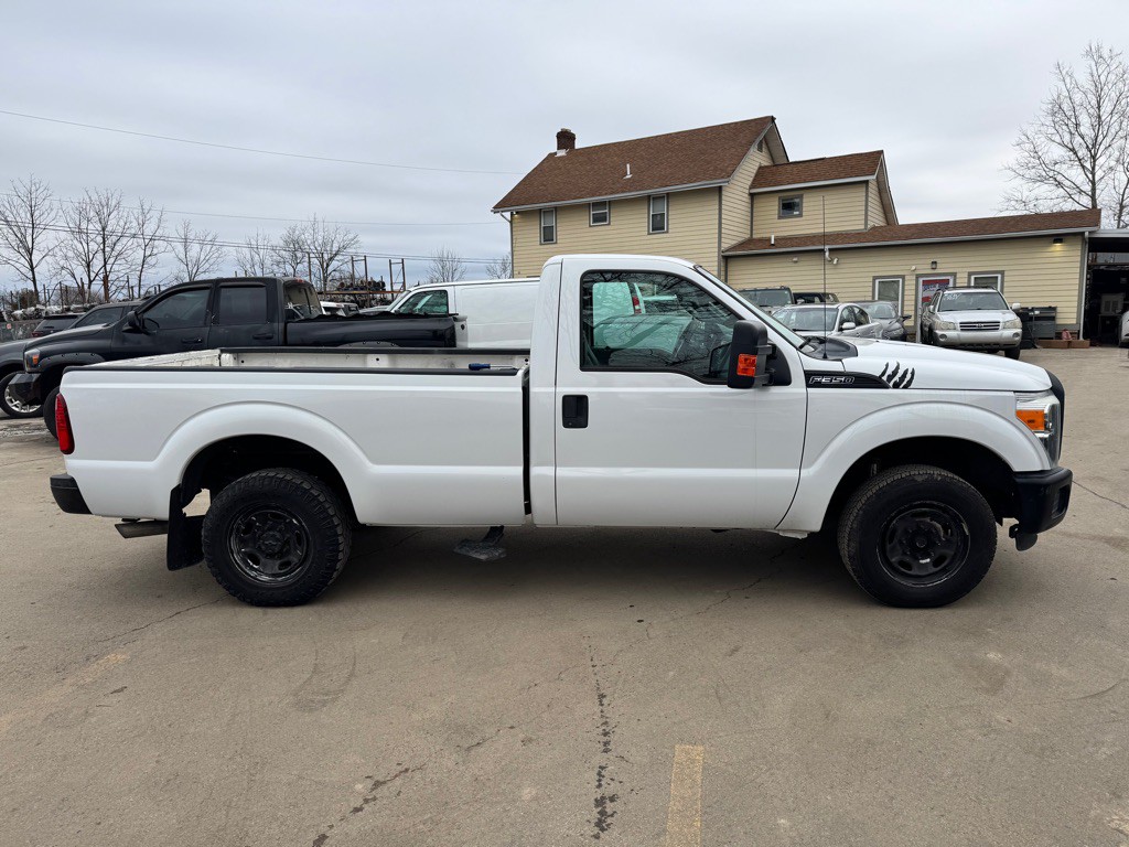 2013 Ford F-350 Image 4