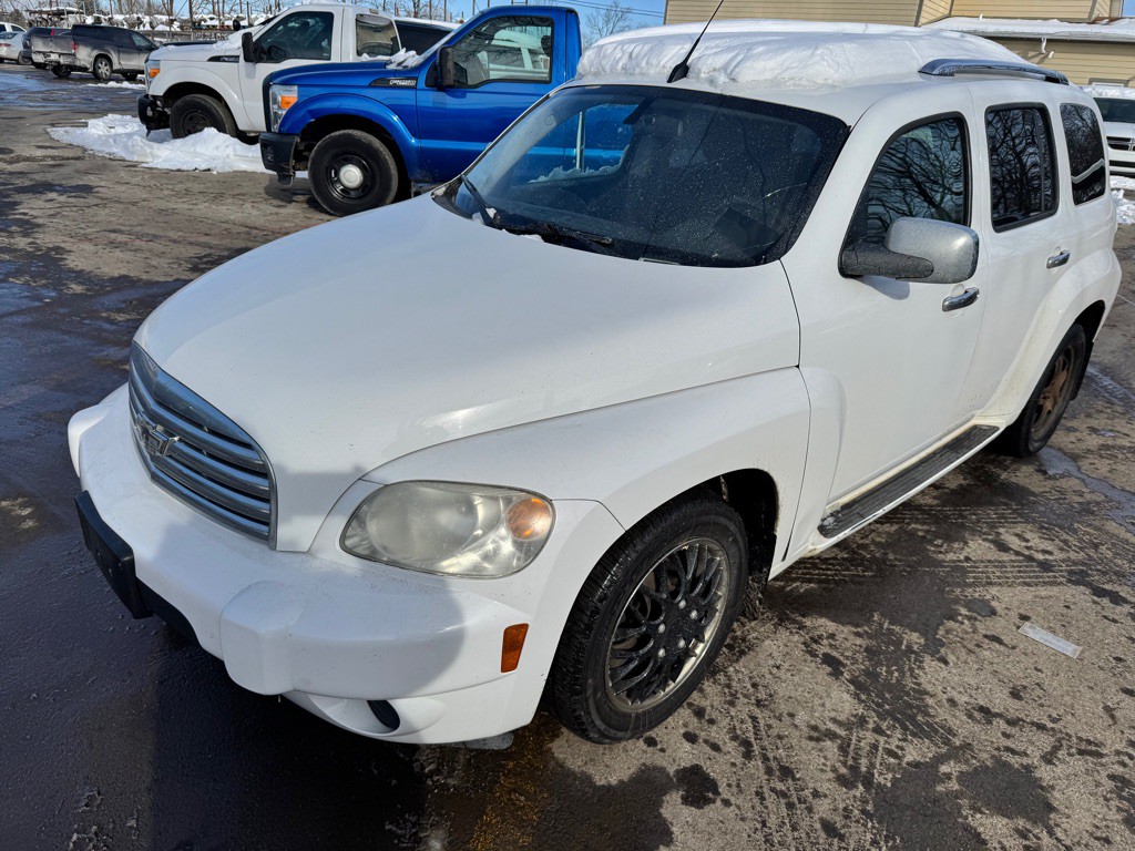 2010 Chevrolet HHR Image 2