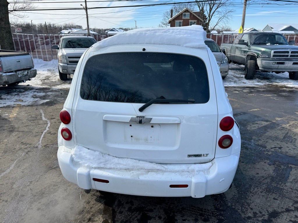 2010 Chevrolet HHR Image 6