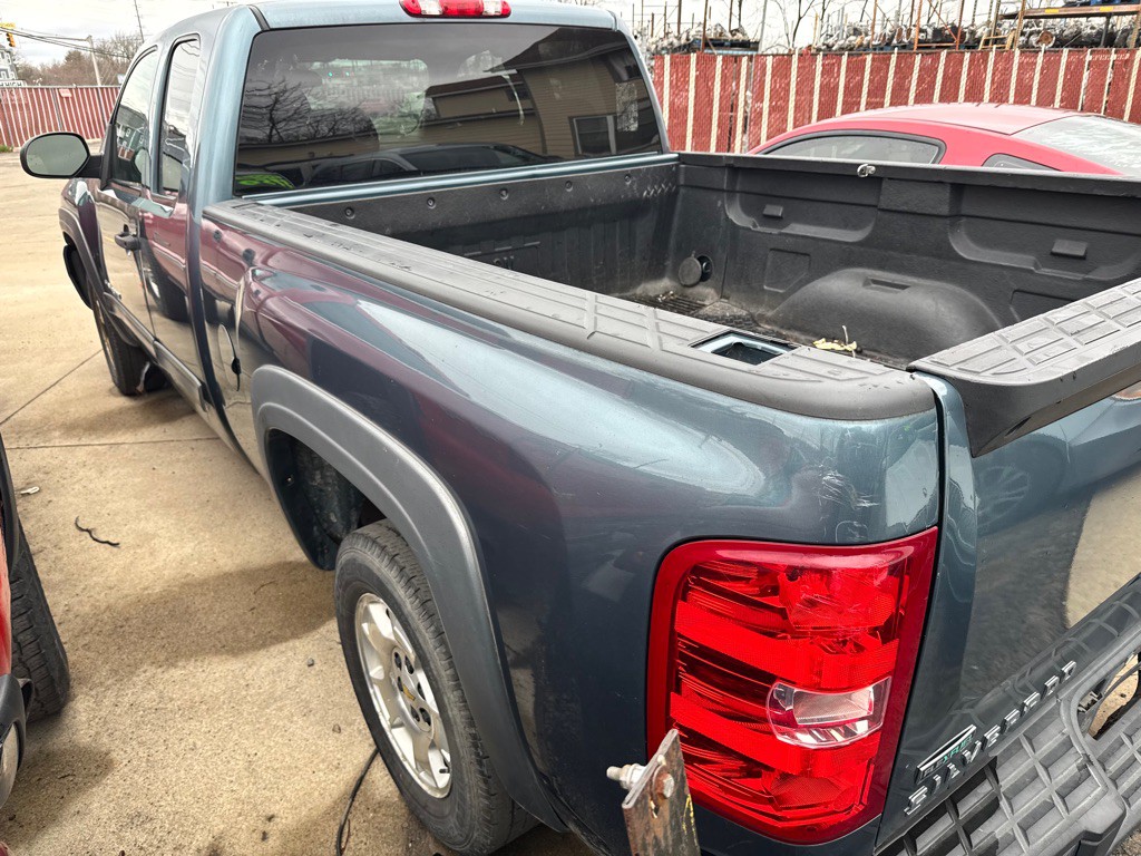 2011 Chevrolet Silverado 1500 Image 4