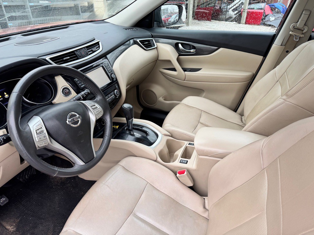 2016 Nissan Rogue Image 7
