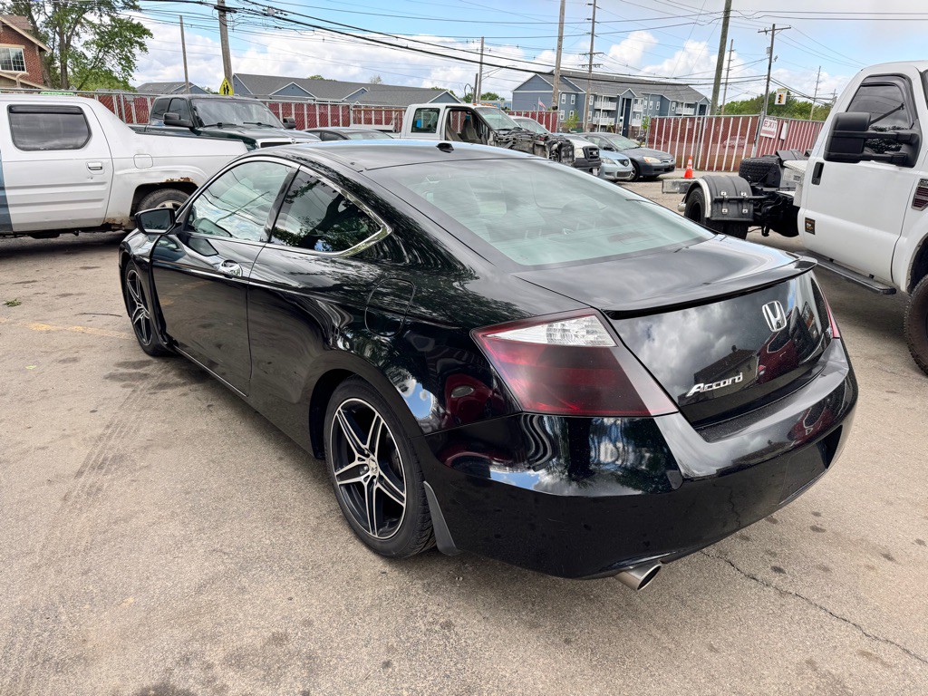 2009 Honda Accord Image 4
