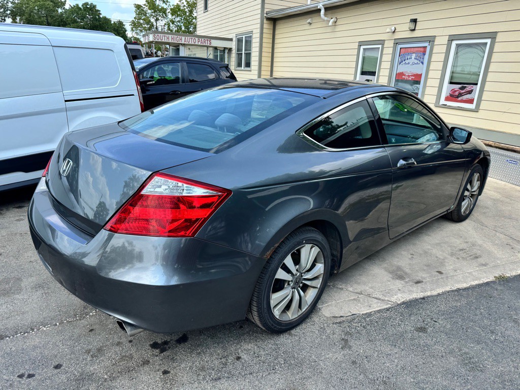 2010 Honda Accord Image 5