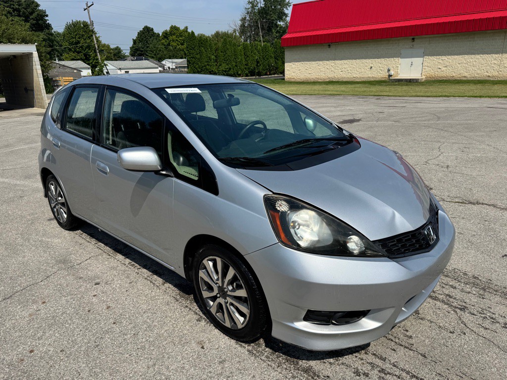 2013 Honda Fit Image 1