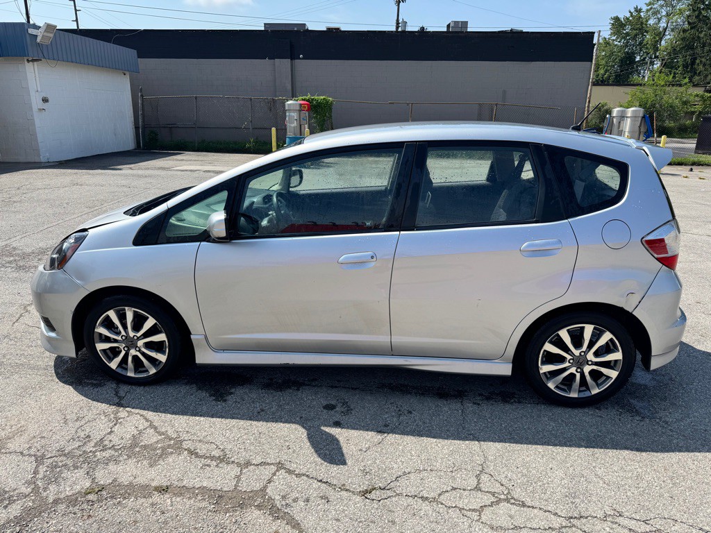 2013 Honda Fit Image 3