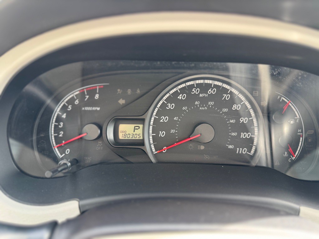 2009 Toyota Sienna Image 7