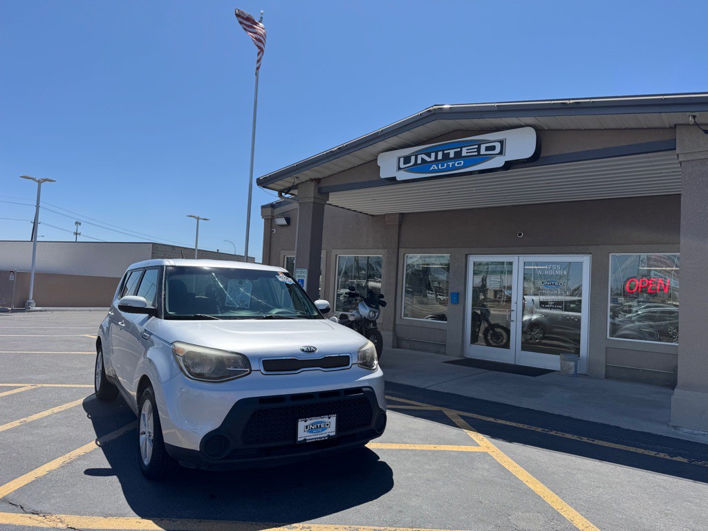 2016 Kia Soul Image 2