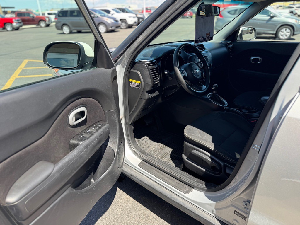 2016 Kia Soul Image 5