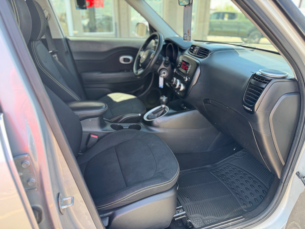 2016 Kia Soul Image 11