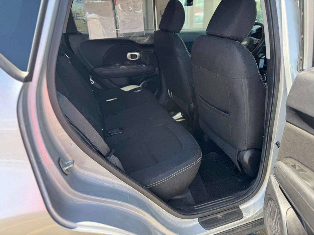 2016 Kia Soul Image 15