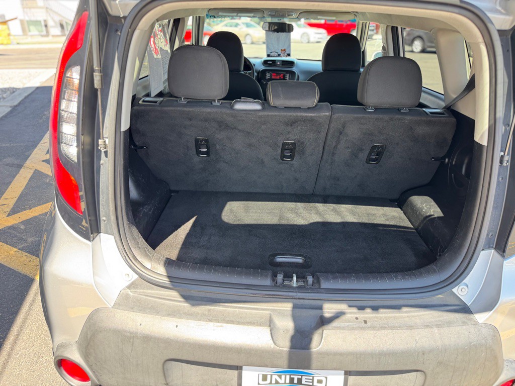 2016 Kia Soul Image 16