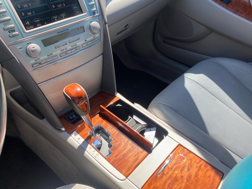 2009 Toyota Camry Image 13