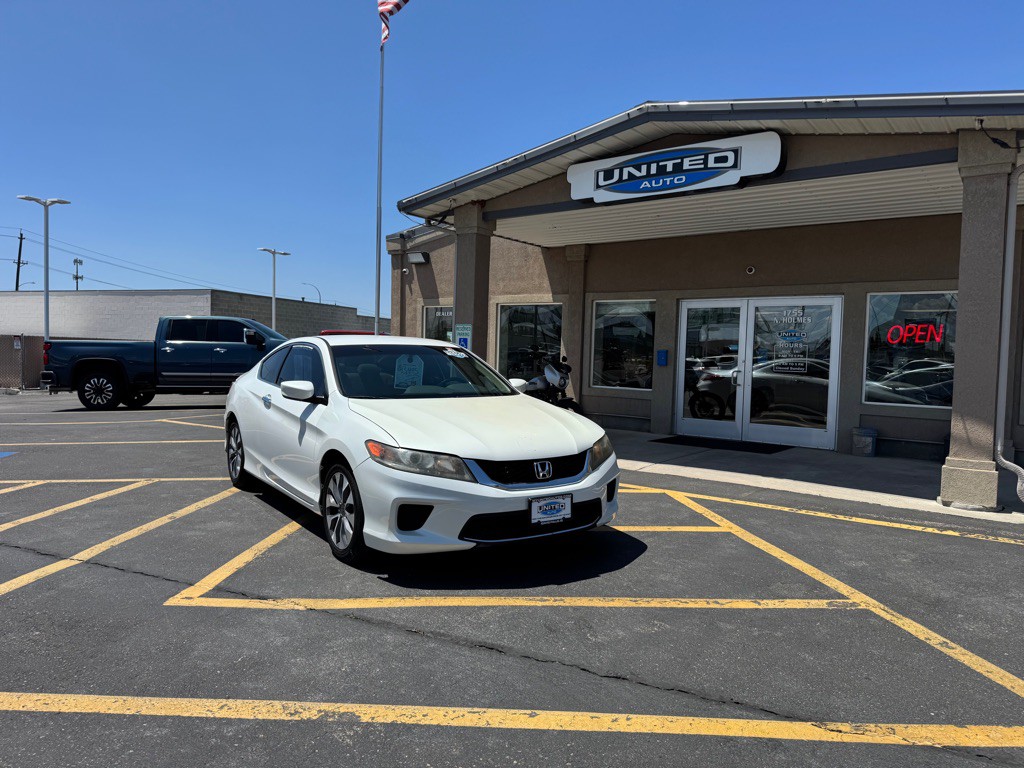 2013 Honda Accord Image 2