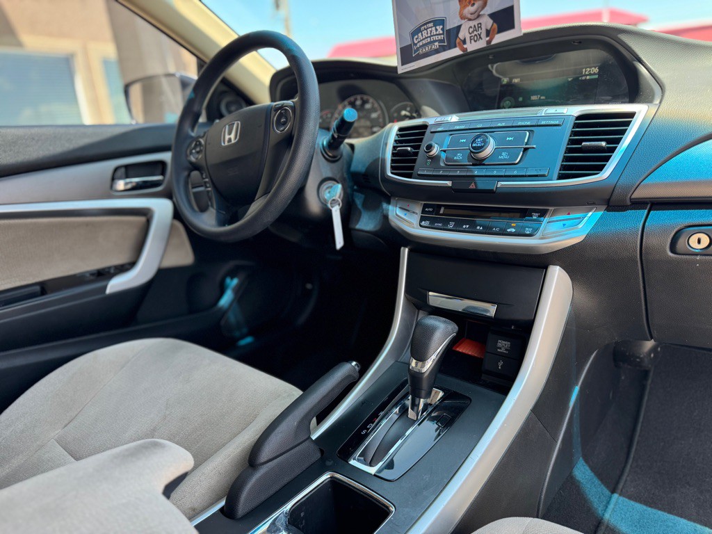2013 Honda Accord Image 11