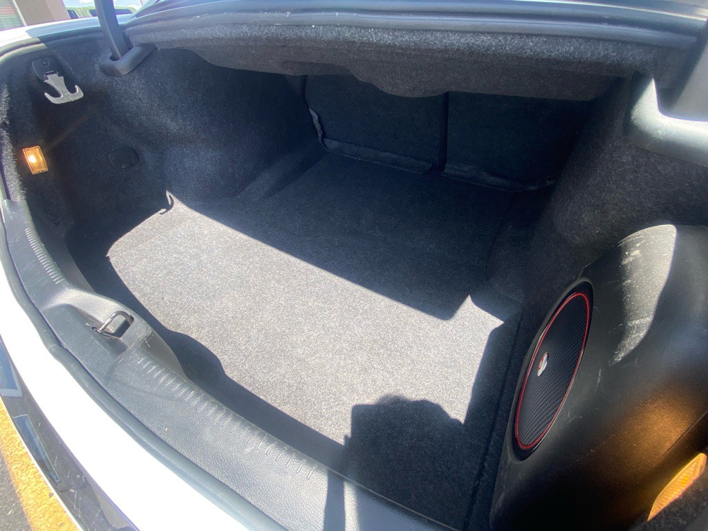 2015 Chrysler 300 Image 22